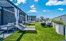 Luxury Furnished Apartments By Hyatus Downtown At Yale